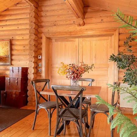 Semesterbostad Melody Leyburn